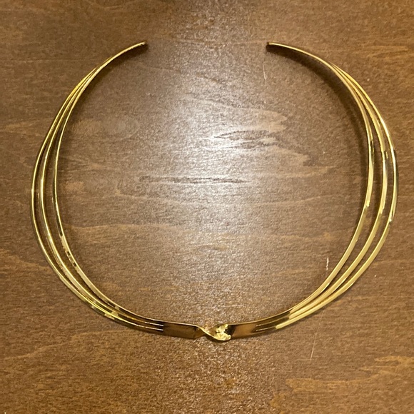 Gold Tone Choker Necklace - Picture 5 of 6
